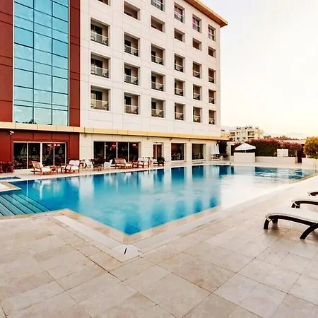 Grand Pasha & Kyrenia 5*