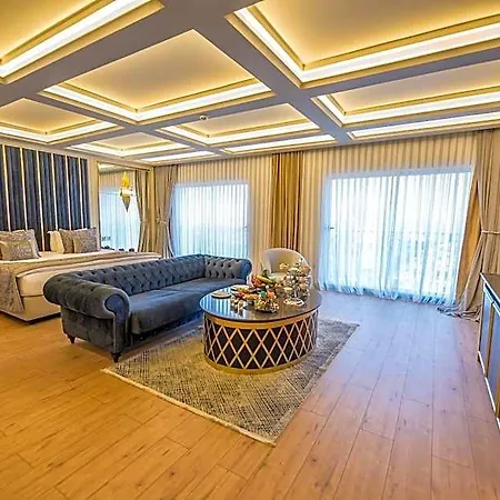 Отель Grand Pasha & Kyrenia Кирения
