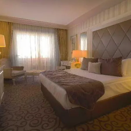 Отель Grand Pasha & Kyrenia 5*
