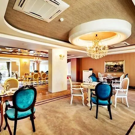 Отель Grand Pasha & Kyrenia Кирения