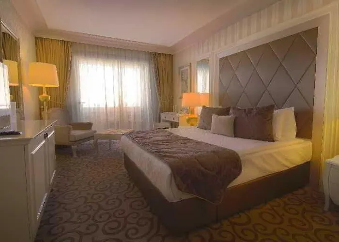 Отель Grand Pasha & Kyrenia 5*