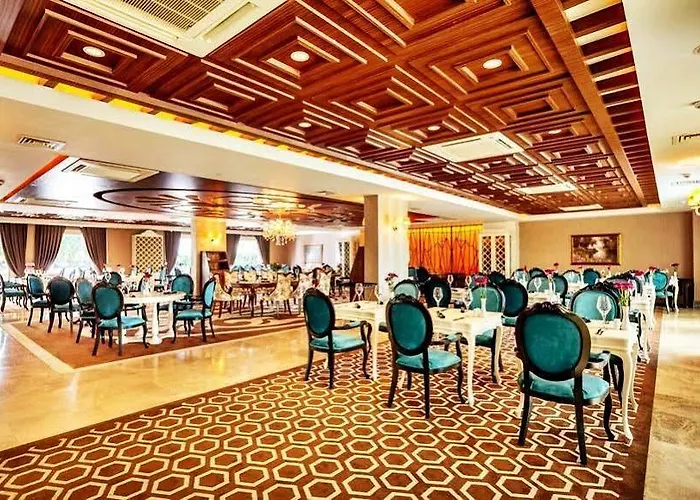 Grand Pasha & Kyrenia Отель Кирения