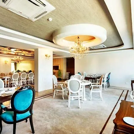 Grand Pasha & Kyrenia فندق